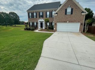 102 Basalt Ct, Simpsonville, SC 29681
