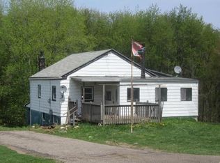 6242 Tuscarawas Rd, Industry, PA 15052