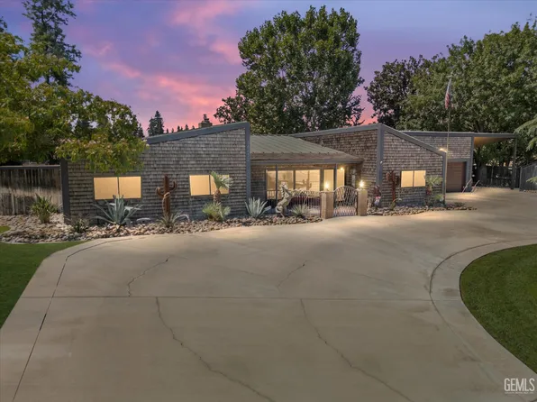 16451 Barton Ln, Bakersfield, CA 93314