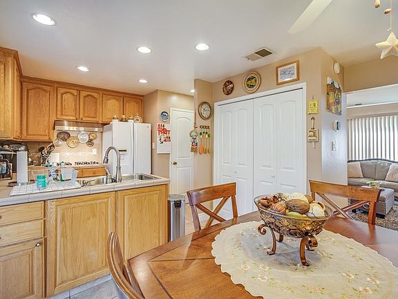 5th image of 465 Don Marco Ct
