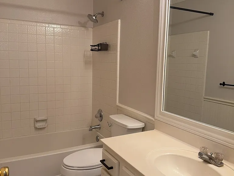 9701 Concord Dr — Photo 12