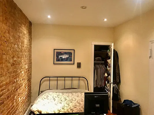 Rented by Oxford Property Group | media 25