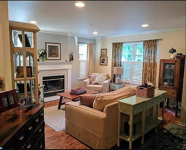 512 Brickhouse Rd — Photo 3