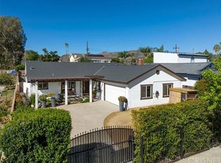 10345 Variel Ave, Chatsworth, CA 91311