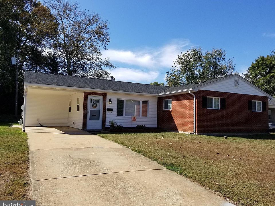 1st image of 12 Longview Dr