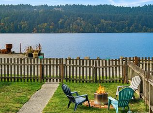27730 Manzanita Beach Road SW, Vashon, WA 98070