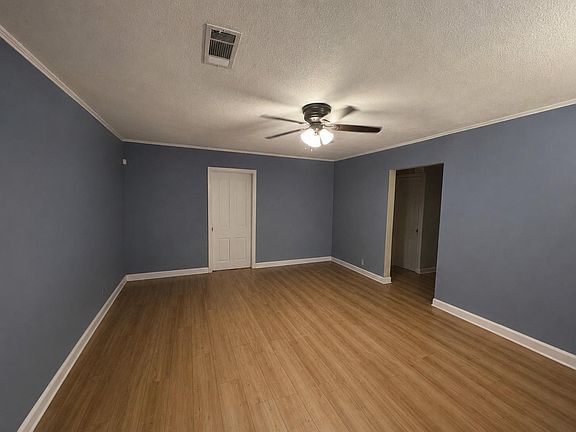 4th image of 2945 W Lucas Dr