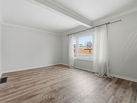 4th image of 859 S Pelham Rd