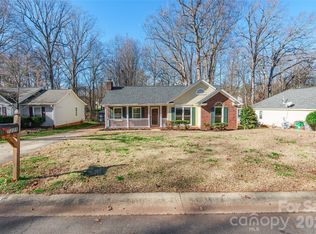 7225 McTeal Pl, Charlotte, NC 28262