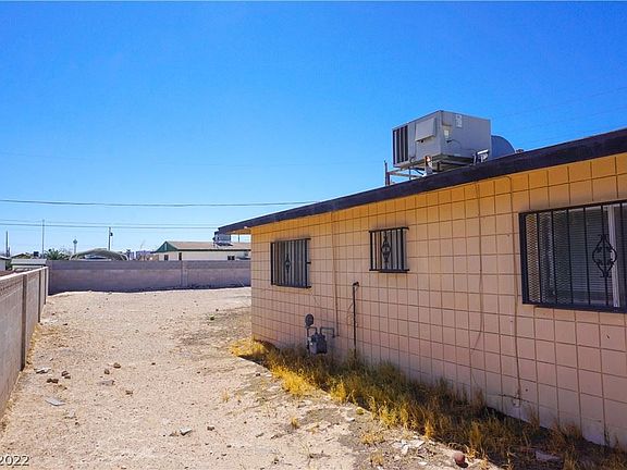 4th image of 875 Balzar Ave