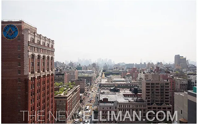 Rented by Douglas Elliman | media 17