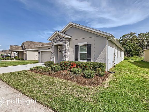 2nd image of 2345 Crescent Moon St