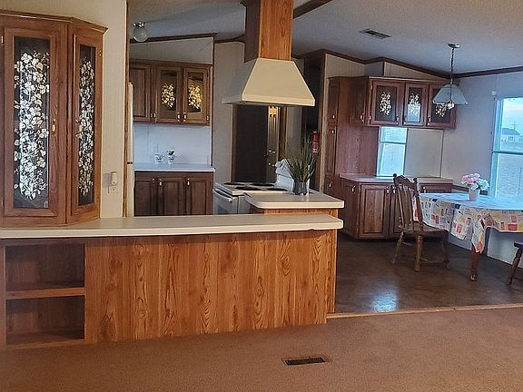 2nd image of 505 N 26th St