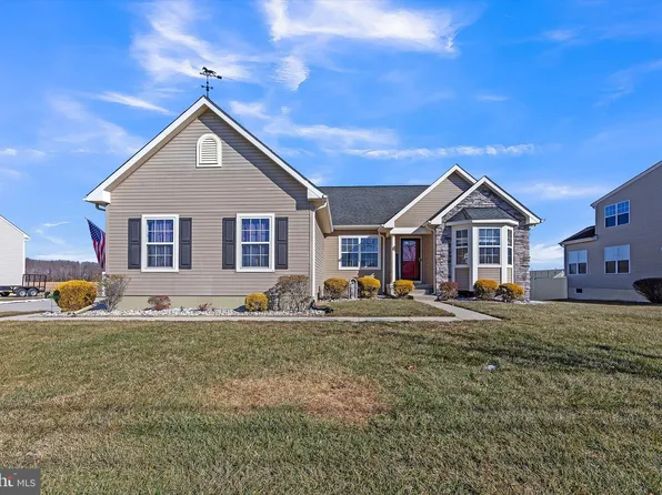 425 Georgetown Rd, Carneys Pt, NJ 08069