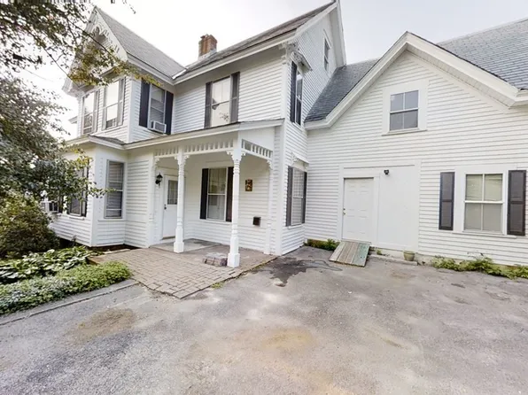 109 Methuen St, Lowell, MA 01850