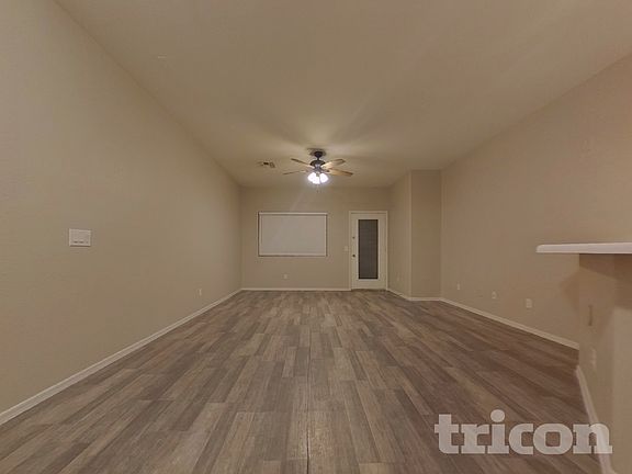 4th image of 11910 W Jackson St