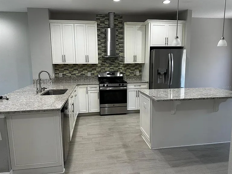 13023 Batten Ln — Photo 4