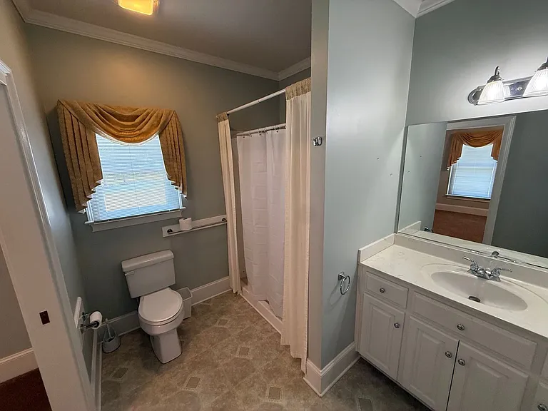 785 Glenwood Dr — Photo 37