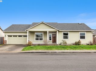 875 James Dr, Molalla, OR
