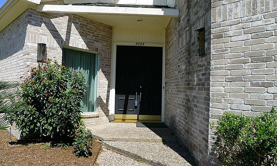 1st image of 3303 Country Club Blvd