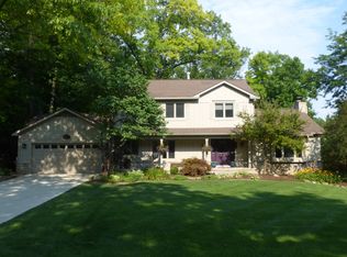 8168 Deerwood Rd, Clarkston, MI 48348