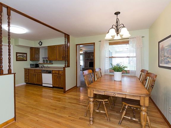 4th image of 7655 Wendel Dr