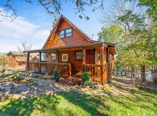 26184 Sugarfoot Ln, Golden, MO 65658