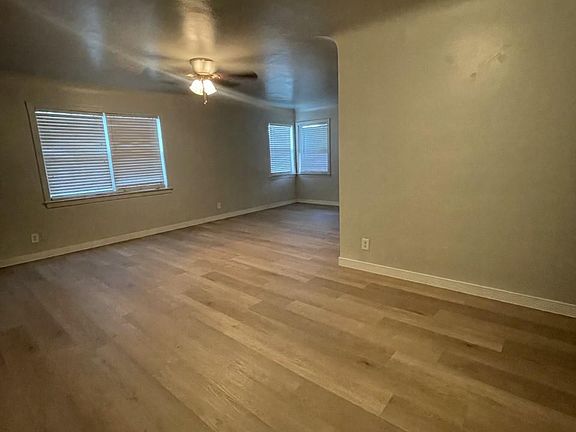 4th image of 3109 Mariana Ave