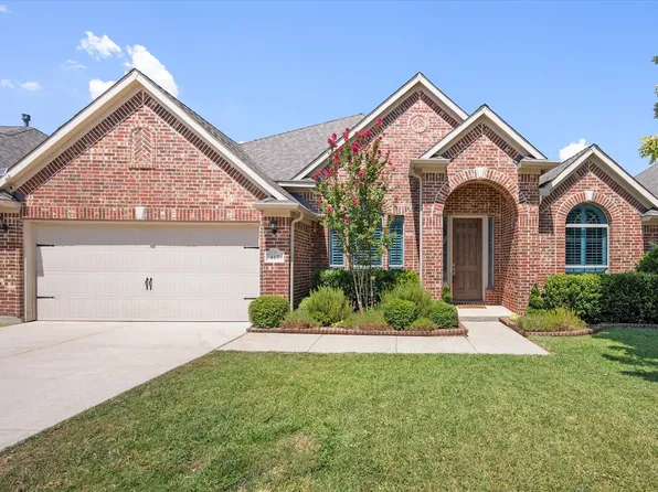 617 Newchester Dr, Roanoke, TX 76262