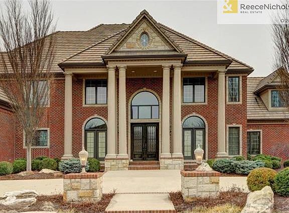 2nd image of 5517 Golden Bear Dr
