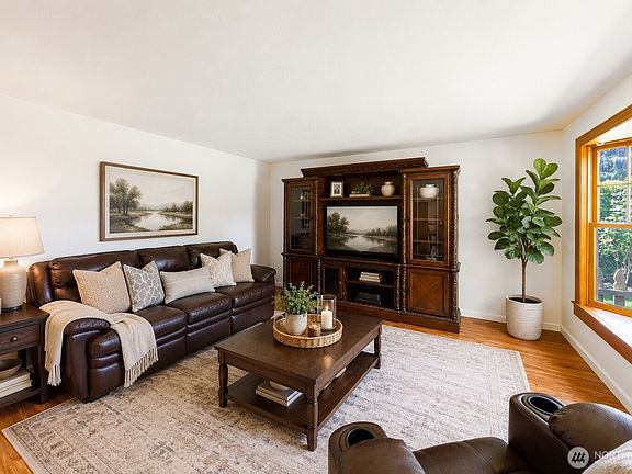 4th image of 21339 Rolling Ridge Drive