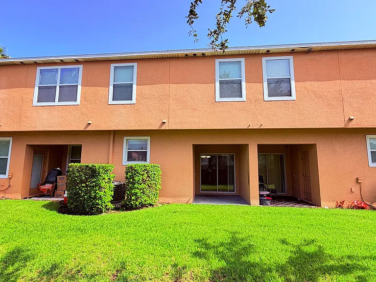 2832 Adelaide Ct — Photo 34