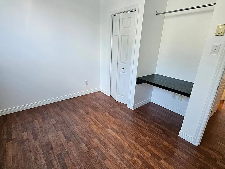 350 Higginson St — Photo 8