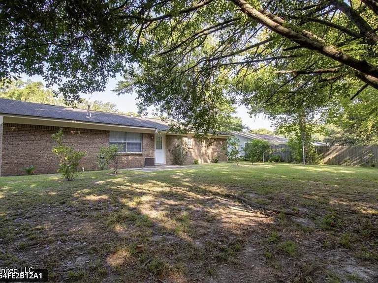 311 Sheppard Dr — Photo 11