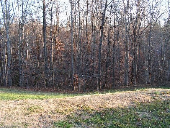4th image of 148 White Oak Ct