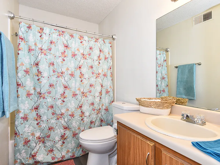 Berwick Apartments — Photo 10