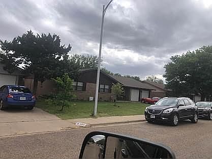 1st image of 122 Cherokee Dr