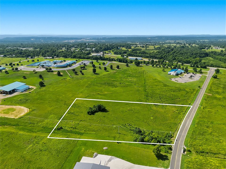 1st image of 360 Main Pkwy