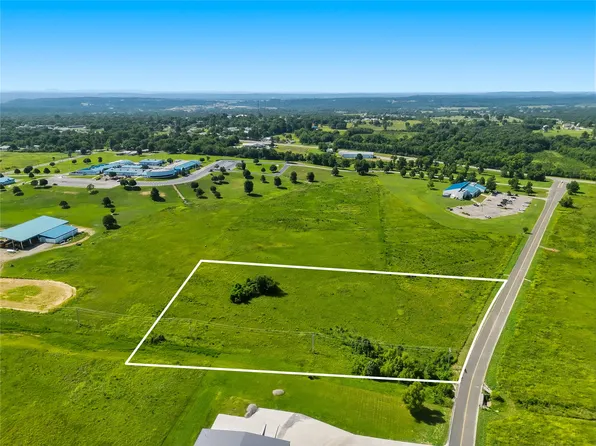 360 Main Pkwy, Tahlequah, OK 74464