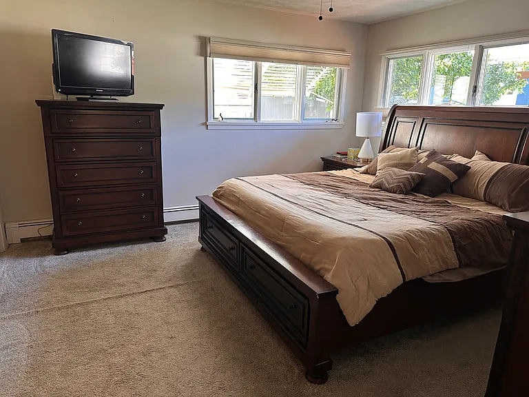 205 E Chinook St — Photo 6