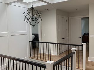 4524 Stonewall Ave, Downers Grove, IL 60515