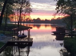 90 Shorts Dr, Neoga, IL 62447