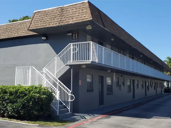 4863 NW 9th Dr, Fort Lauderdale, FL