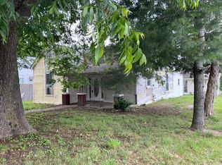 410 E Court St, Lawrenceburg, KY 40342