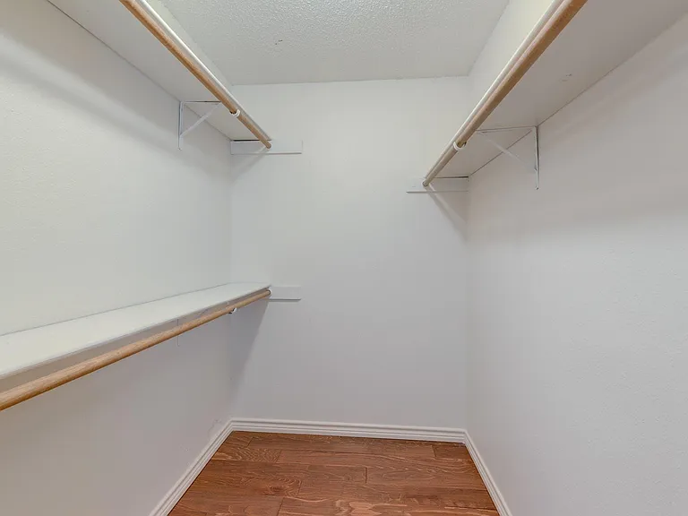 1802 Rawhide Dr #B — Photo 9