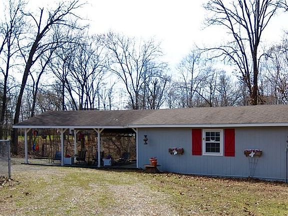 4th image of 5 Glencoe Ln