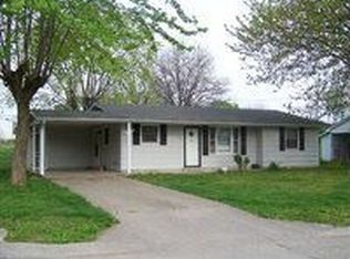 428 N Spring St, Perryville, MO 63775