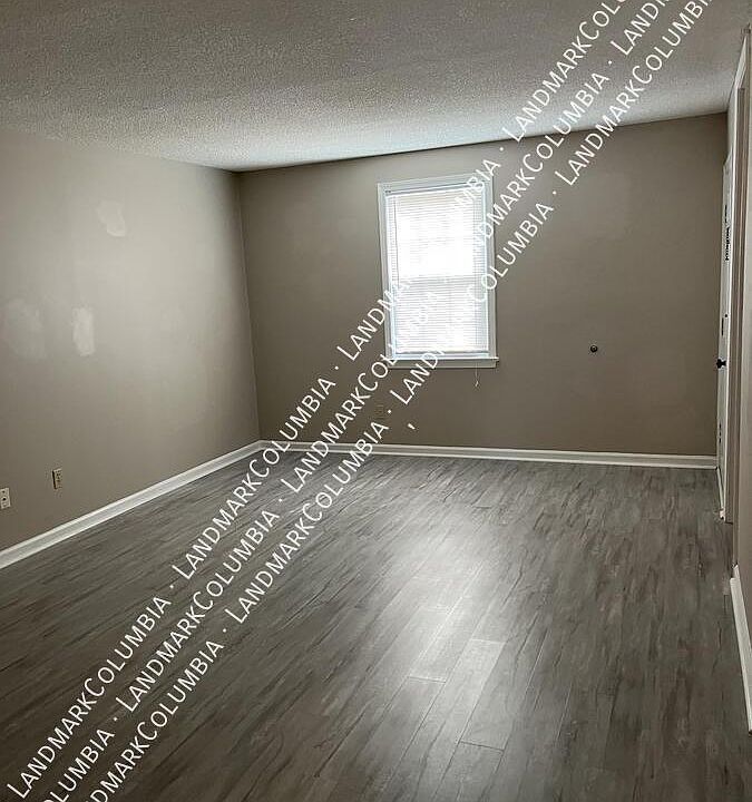 1st image of 1435 Shirley St #5