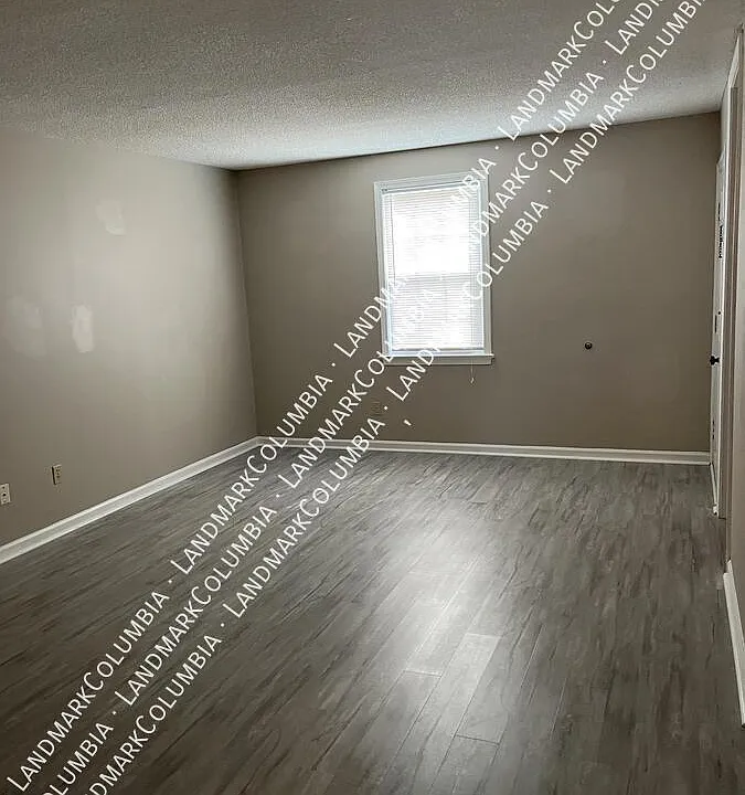 1435 Shirley St #5