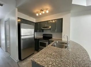 36 Stadium Rd #539, Toronto, ON M5V3P4